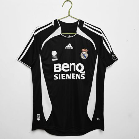 Real Madrid Away 2006-07 Retro Jersey